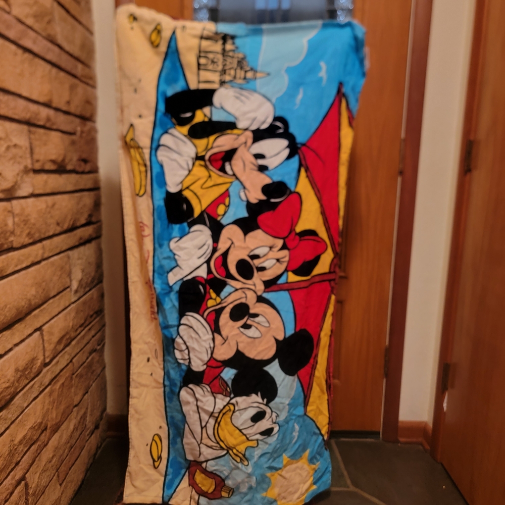 Disney Blue, Yellow & Red Mickey & Minnie TOWEL Drawstring Bag - Picture 4 of 8